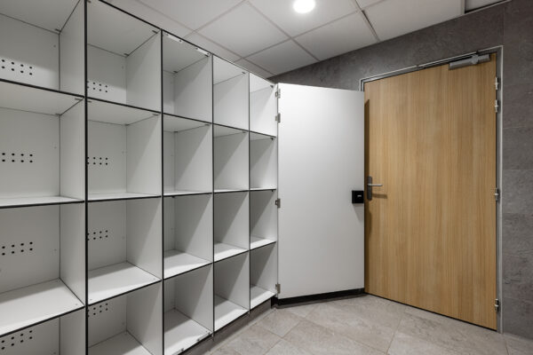 Kalysse - vestiaire - armoire collective - réalisé par Kalysse, leader des équipements sanitaires pour les établissements recevant du public.